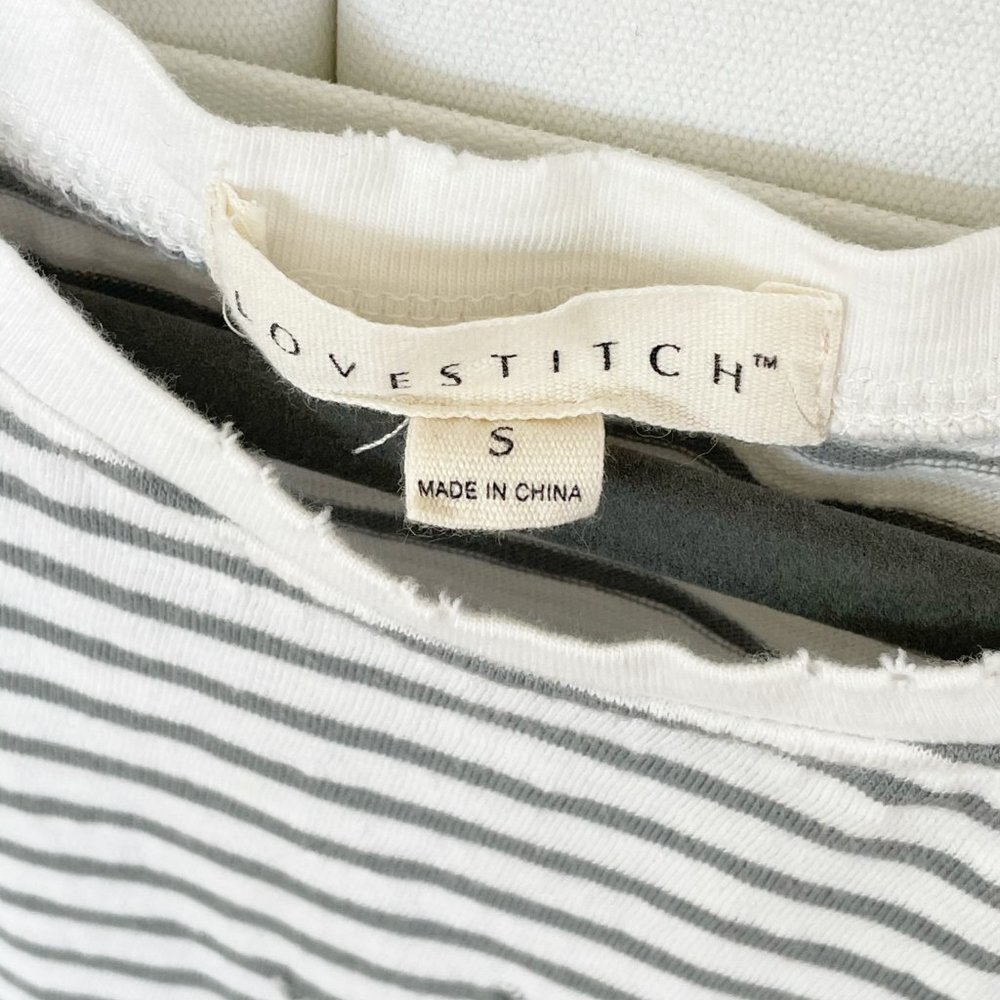 Distressed t-shirt - Picture 3 of 5